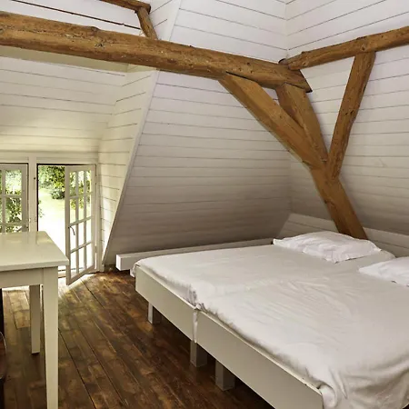 Landgoed Ulvenhart Bed & Breakfast *